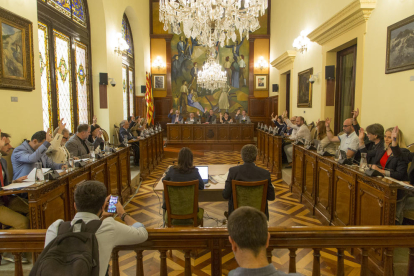 Un momento del pleno celebrado ayer por la Diputación.