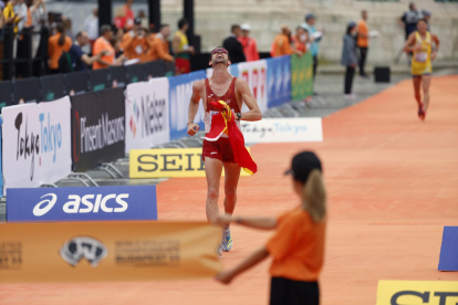 Álvaro Martín encara la recta final a la prova mundialista dels 20 quilòmetres marxa.