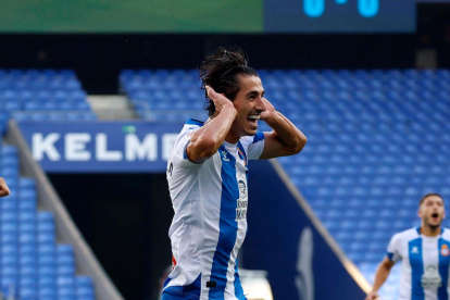 Xavi, en el primer partit de Lliga al camp del Getafe.