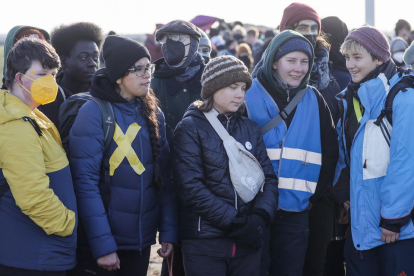 Detienen a Greta Thunberg en una protesta contra una mina de lignito en Alemania