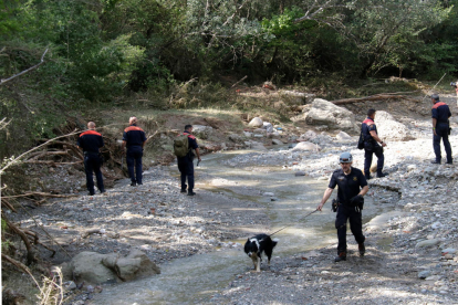 La búsqueda de una segunda persona desaparecida en la riera de Gaià de Ullastrell se extiende a Viladecavalls y el río Llobregat