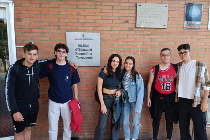 Los alumnos del Torre Vicens que han llevado a cabo el trabajo.