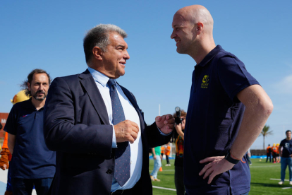 Jordi Cruyff al costat de Joan Laporta, en imatge d’arxiu.