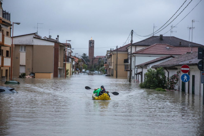 Enormes destrosses en inundacions a l'Emíia Romanya