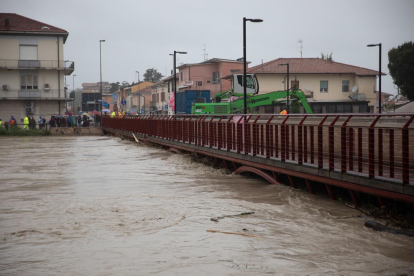 Al menos 5 muertos, 5.000 evacuados y enormes destrozos en inundaciones en Emilia Romaña