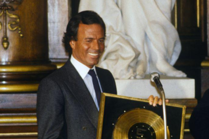 Telecinco, amb Julio Iglesias