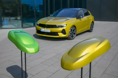 Per acompanyar un llenguatge de disseny tan impactant com el del guardonat Mokka i el del nou Astra, Opel adopta uns nous colors vius i llampants.