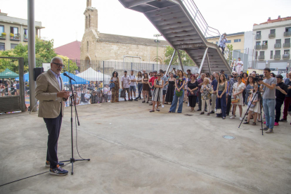 Els exalcaldes Antoni Siurana i Àngel Ros van assistir al ple a primera fila.