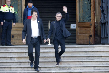 La salida del TSJC del presidente del Consejo Nacional de ERC, Josep Maria Jové, y del diputado de ERC Lluís Salvadó el 11 de marzo de 2020.