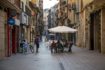 La calle Carme, en el Eix Comercial, ayer por la tarde.