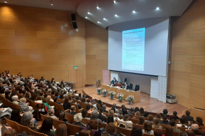 La XVI Jornada d’Acompanyament al Dol i la Malaltia, ahir a l’auditori del campus de Cappont.