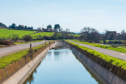 El Canal d'Urgell pacta no dejar a nadie sin riego cuando haya sequía 