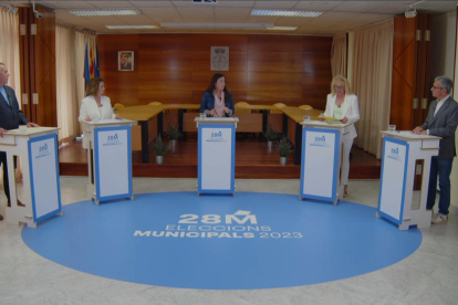 Los candidatos de Tremp en el debate de Lleida TV emitido ayer. 