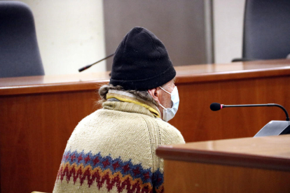 El condenado durante el juicio celebrado en la Audiencia de Lleida el pasado febrero. 