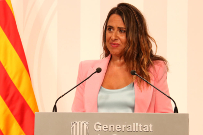 La portaveu del Govern, Patrícia Plaja, atén la premsa a Palau.