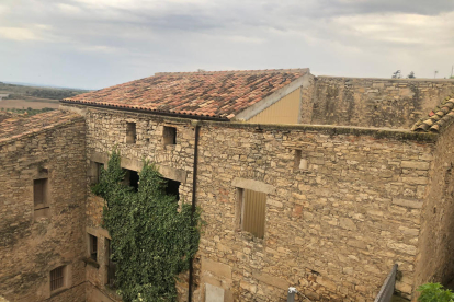 Vista de ayer de Cal Segura, en el centro del pueblo. 