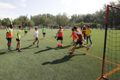 L’ultimate frisbee, amb el disc volador, va ser un dels jocs que incloïa la jornada esportiva.