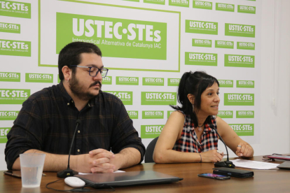 USTEC amenaza con una nueva huelga si no cierran un acuerdo con Educación para revertir los recortes antes de que acabe el curso