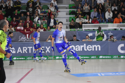 Sergi Folguera va firmar un hat-trick en el primer partit.