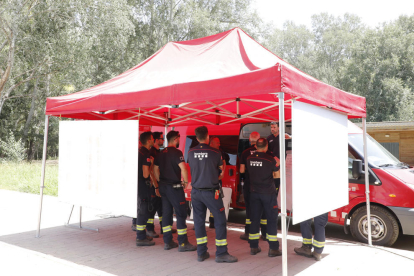 Imagen de archivo de un dispositivo de búsqueda de Bomberos. 