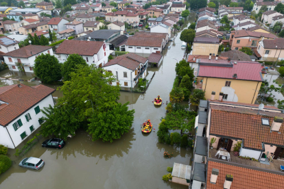 Un nou cicló manté en alerta Itàlia després de registrar catorze morts