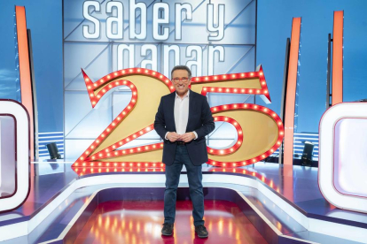 El presentador del concurso 'Saber y ganar' de RTVE, Jordi Hurtado, en el 25.º aniversario del espacio televisivo.
