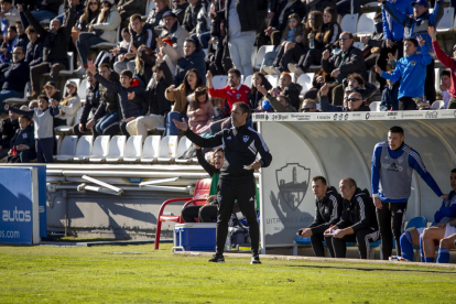 El Lleida va fer un homenatge als clubs esportius de la província al descans.