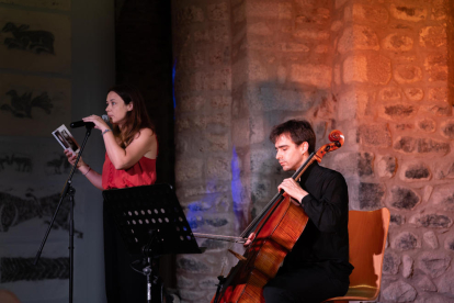 L’actuació inaugural del Dansàneu, amb la soprano Elena Copons.