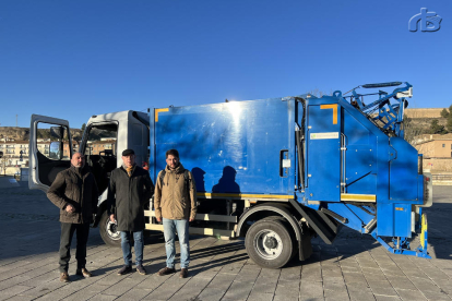 Balaguer adquireix un camió de brossa apte per als carrers del centre