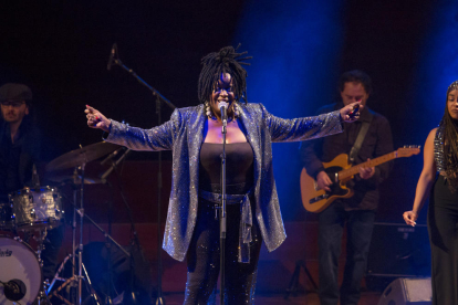 Kelly Isaiah, la voz de Koers, cantante de soul y gospel ayer en el Cafè del Teatre.