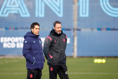 Junto a Vicente Moreno cuando coincidieron en el Espanyol.