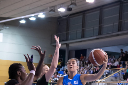 Elise Ramette va fer un bon partit, sobretot en defensa.