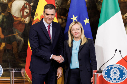 Pedro Sánchez y Giorgia Meloni, ayer en Roma.