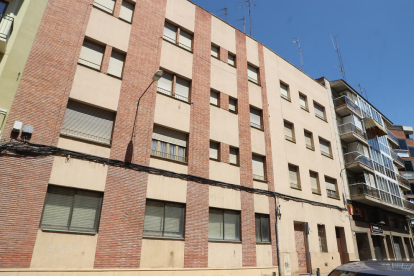 Imatge de l’antic convent de les Josefines, al carrer Acadèmia, que la Paeria volia reformar.