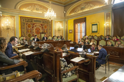 El ayuntamiento celebró ayer el primer pleno ordinario del año.