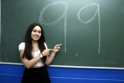 Clara Prim, l'estudiant que ha aconseguit la nota més alta de la selectivitat a Lleida