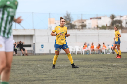 Yiyi, durant un partit d’aquesta temporada al Femarguín.