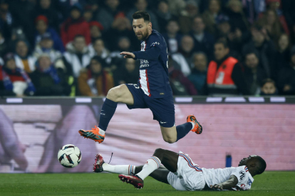 Messi, en un partit amb el PSG, està cada vegada més a prop de tornar al Barça.