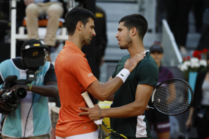 Alcaraz y Djokovic, candidatos al trono vacante