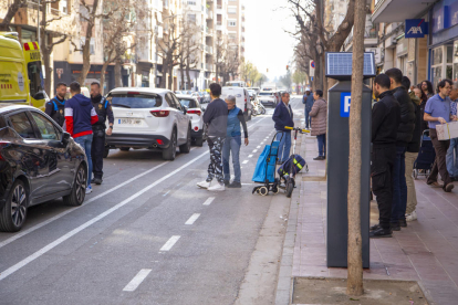 El atropello ha tenido lugar en el carril bici de la avenida de Valencia a Lleida.