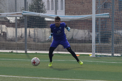 Mele, durant un entrenament amb el Lleida Esportiu el 2018.