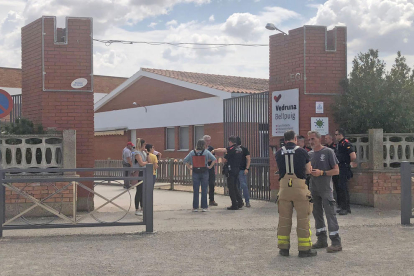 El incendio se declaró a las 14.17 horas y al lugar acudieron Bomberos y Mossos.