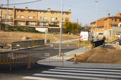 L’entrada a Juneda des de l’N-240 a la zona de la Cooperativa, en terrenys inundables.