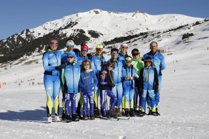 El equipo de competición U14 de esquí alpino del club.