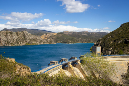 El pantano de Santa Ana, que suministra a Lleida y a los municipios de Pinyana, está al 74% de su capacidad.