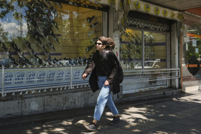 L'Iran comença a perseguir les dones que no utilitzen el vel