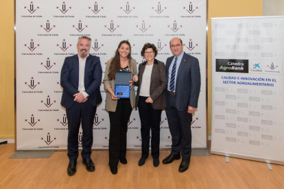 Entrega del premio de la Cátedra AgroBank de la UdL al mejor trabajo final de máster.