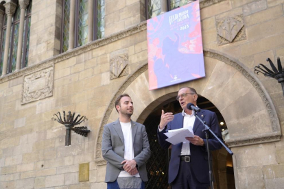 L'alcalde de Lleida, Miquel Pueyo, acompanyat del regidor de Joventut, Festes, Tradicions i Esports, Ignasi Amor, ha presentat la programació de la Festa Major d'enguany.