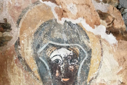 La imagen descubierta en el ábside de Sant Julià de Solanell.