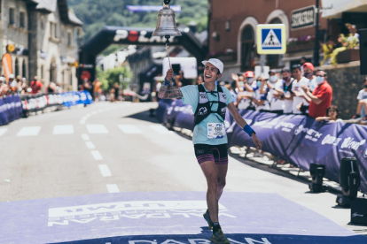 La salida ayer de una de las pruebas de la primera edición del Aran by UTMB, que ha reunido a más de 3.000 corredores de montaña.